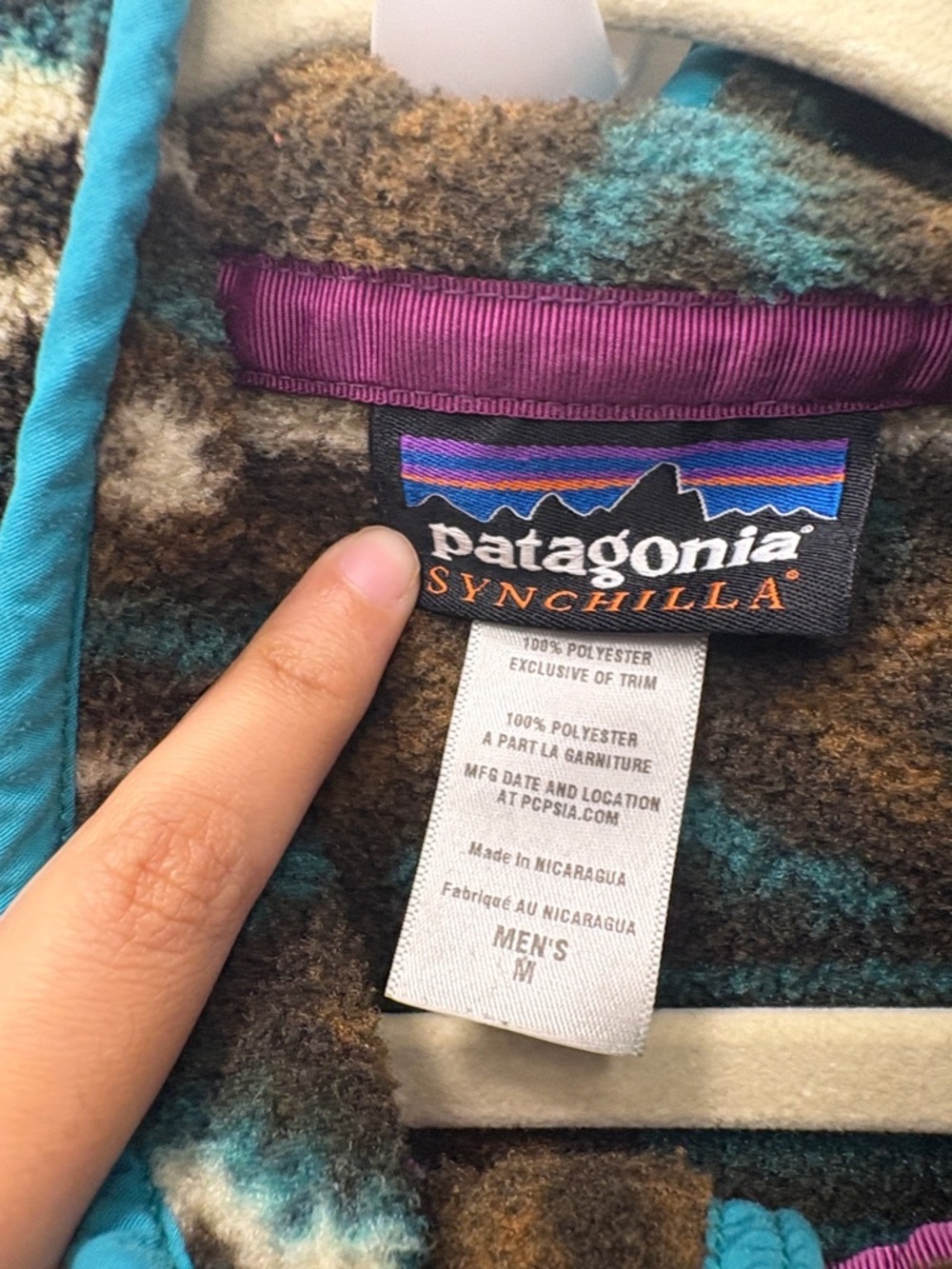 PATAGONIA SYNCHILLA PULLOVER MENS SIZE M SNAP T FLEECE ABSTRACT AZTEC 2013!! - Picture 2 of 7
